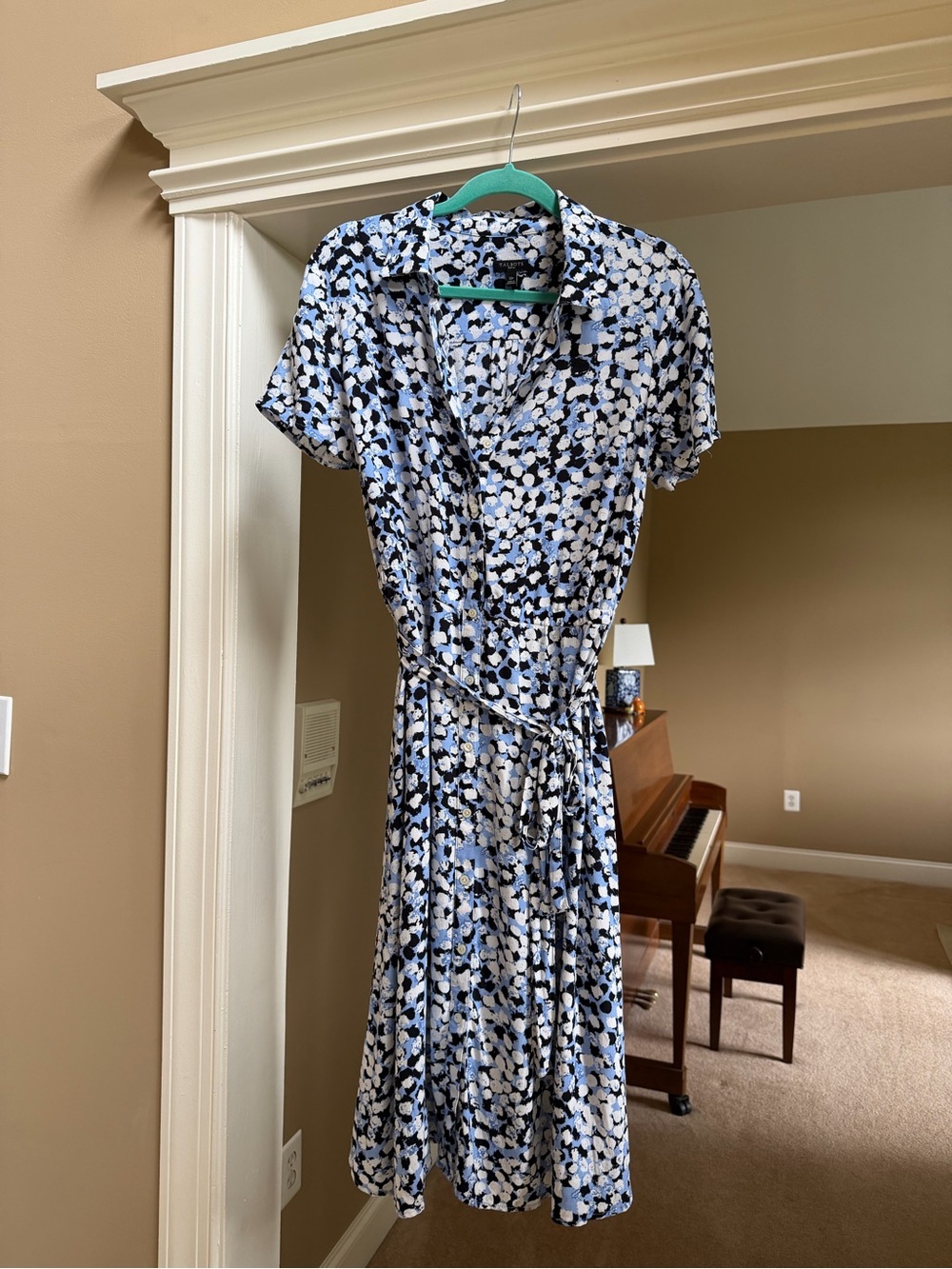 Talbots Short Sleeve Floral Shirt Dress in Light Blue and Black